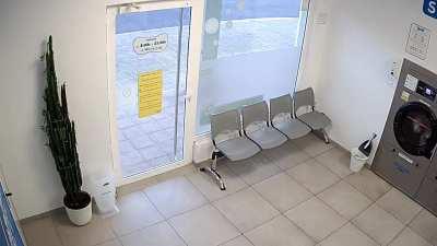 04-02-2023 - A lighter charger in a dryer does a good job of destroying a laundromat in A Coruña, Spain