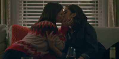 Birthday Teaser: Sepideh Moafi (& Kate Mara) in Class of '09 [S1E6-2023]