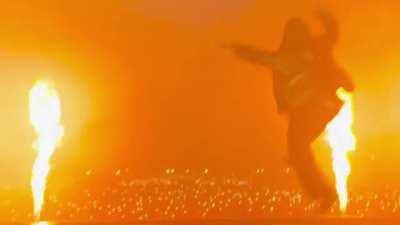 âAyeâ in Italy ð¥