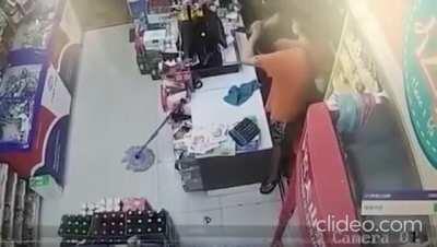 Robber got served beer instead