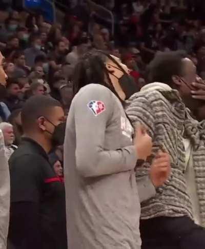 Banton gotta be the funniest mf on the planet