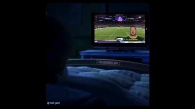 Its so weird what you wake up to in the middle of the night after falling asleep watching the telly