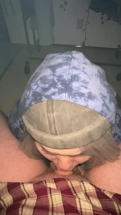 He didn’t tell me he was about to cum but I still took it all in my mouth & swallowed 😋