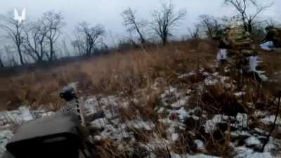 Ukrainian SSO🇺🇦 storming enemy positions and capturing POWs. Published 26 Jan.