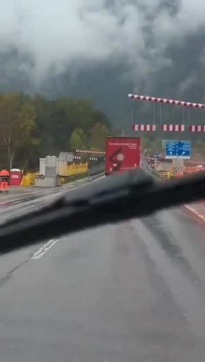 Trucker tried to ignore height barrier