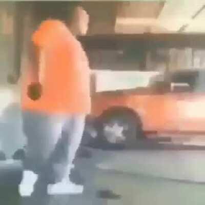 Waton en carro invisible