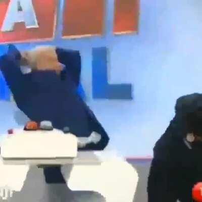 Beba agua agua e bom para tudo agua cura depressao agua cura tudo