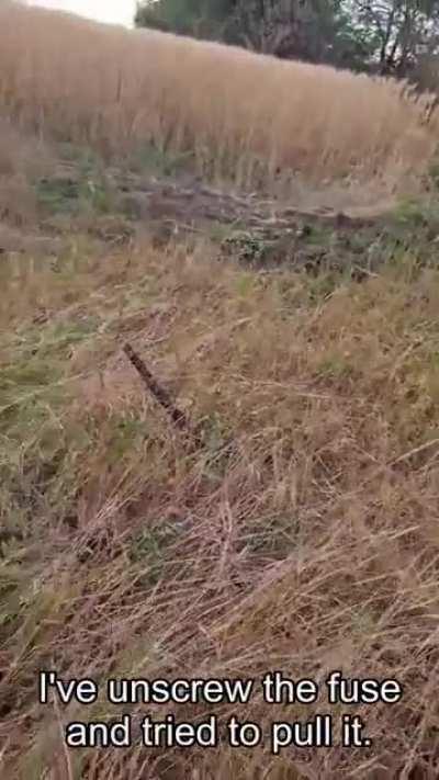 Anti-tank mine with surprise