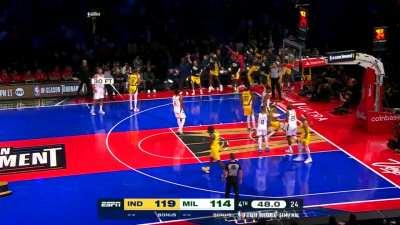 [Highlight] Tyrese Haliburton with the potential dagger to take the Indiana Pacers to the In-Season Tournament Finals!