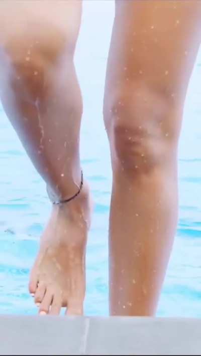 Sonal Chauhan hot 🔥 sexy 🥵 crazy 😜 bikini ❤️‍🔥 show