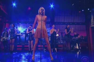 She looks so good in this outfit