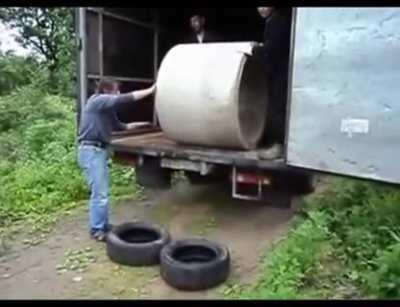 That head scratch tho