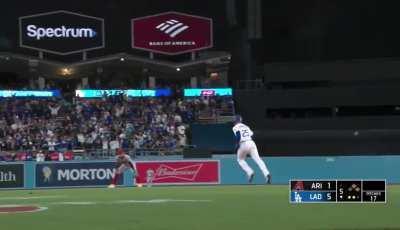 [Highlight] Great Britain's star player, Trayce Thompson, cranks a 3 run homer to make it 7-1 and it's his 2nd homer of the night