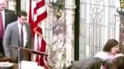 Lt. Gov. Delbert Hosemann collapses at Mississippi Senate podium