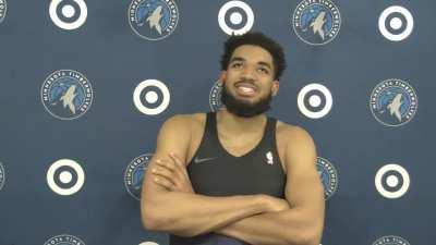 [Highlight] Karl-Anthony Towns joshing around and having a laugh about DLo falling on his butt.