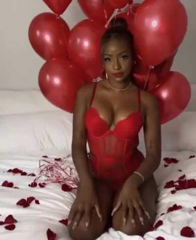 Justine Skye in lingerie