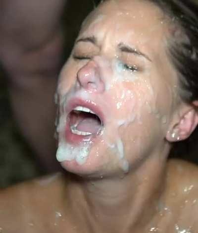 Cum slut having the time of her life!