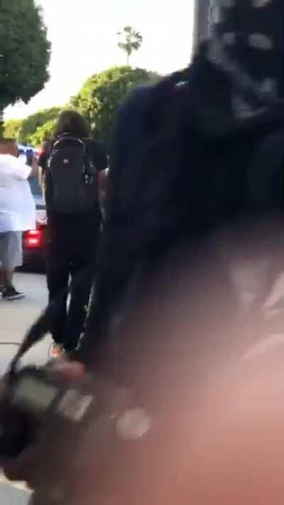 PeAcEfUl PrOtEsT in Beverly Hills vid 1 of 2