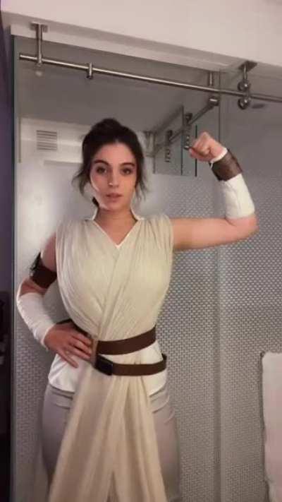 Taya looks for NY Comic Con this week.