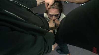 Riley Reid getting her throat fucked by everybody 😍😍😍