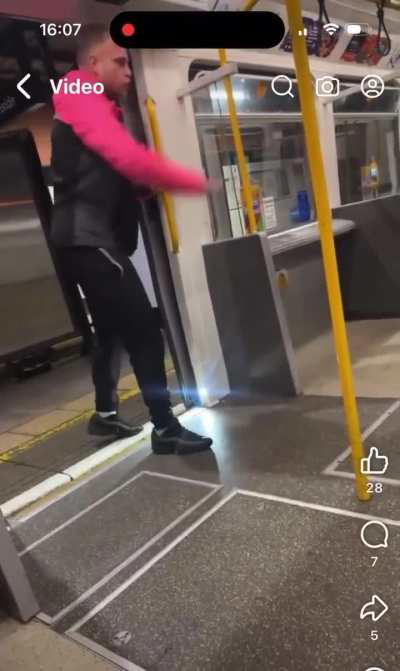 GET OFF THE METRO NOWWWWW!: Part Two