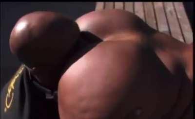 Me Cleo Getting Ass Ate