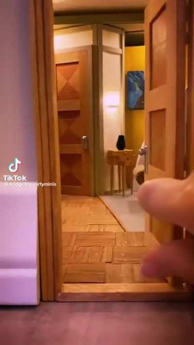 Mouse-sized Frasier apartment!