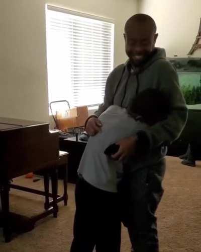 A father surprises his 11 year old son with a Hammond Organ