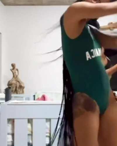 Jess Hilarious & PrettyVee