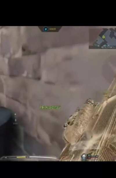 there's a freckining Goliath!!