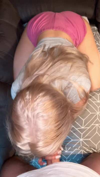 sucking dick makes me a happy girl