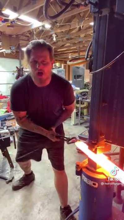 Chad makes weapons for gondor instead of dm'ing girls