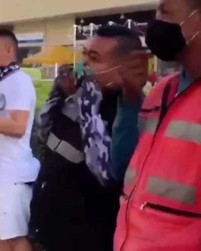 Mientras tanto en latinoamerica 😂 #pinchecovid #pongasesumascara #coronavirus