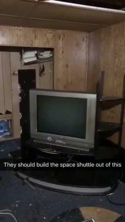 TV def 500+ spawnable object limit: 10 TVs despawn after 5 hours