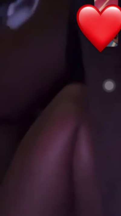 Nailing dat pussy while her friend watch us on ft