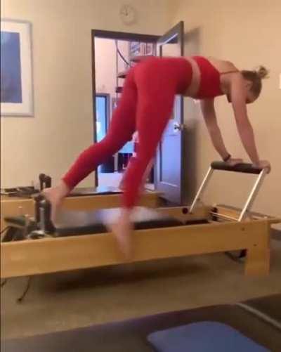 Shantel VanSanten Has A Great Ass