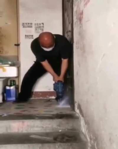 Extreme lockdown measures in China