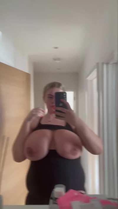 Hey it’s me again:) For my favourite subreddit 😝