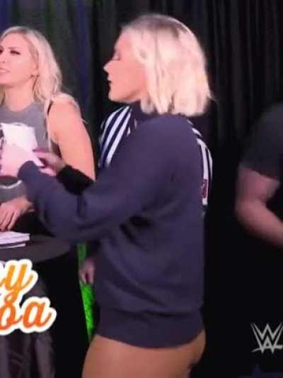 Renee Young's Choice Of Pants