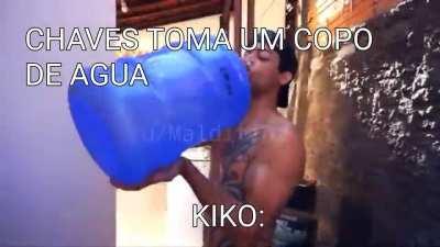 Mandar packs de meme seria uma boa?