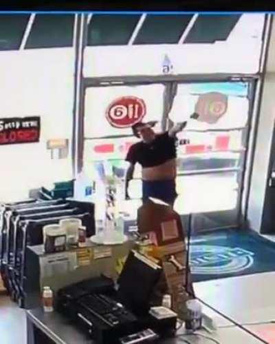 Не все поддерживают долбоебов.