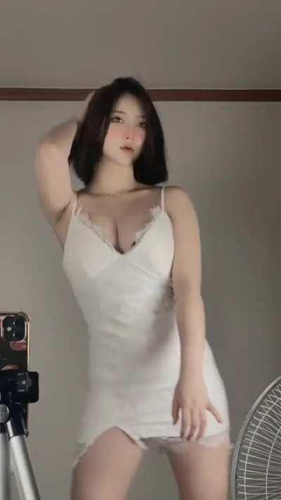 That's a second ass right there