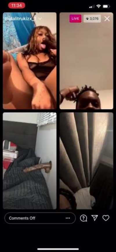 Freaky four-way 😺