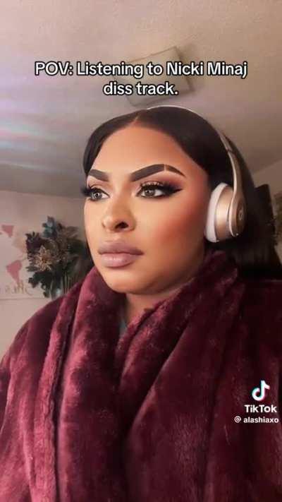 Ya'll are out here talking about how bad Big Foot is when its actually a banger... can't trust you guys ever again