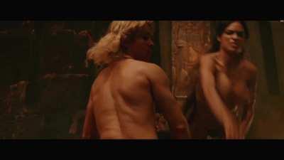 Rosario Dawson - Alexander (2004)