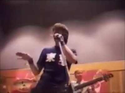 You got Pro Tools in there? - Hilarious moment from the 2002 triple j Live at the Wireless show