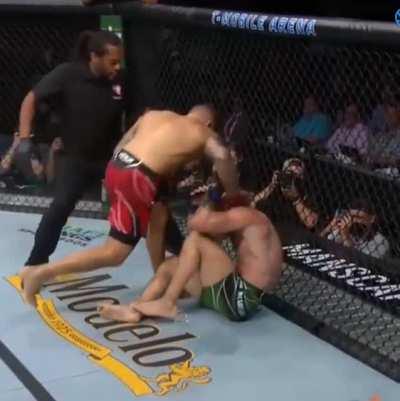 Damn, worst way to end a fight. Karma isn't a bitch, it's a mirror.