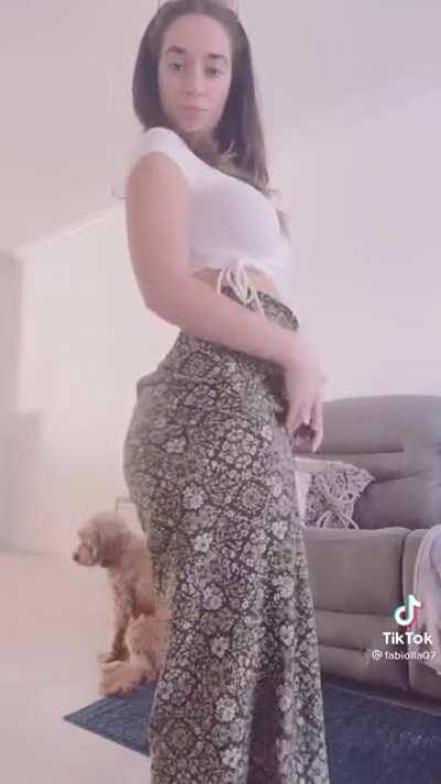 Soft & Jiggly No.172 ( Ok Wasn’t Expecting That Much Ass ) 😍🤤