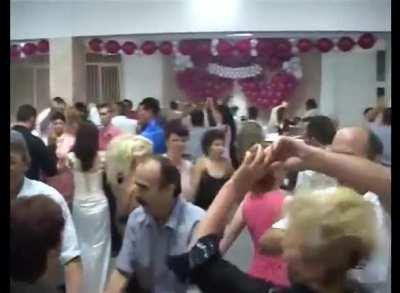 Slapping the partner in a wedding dance because she misstepped 🤦‍♂️ [not OC]