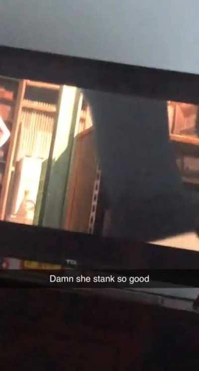 Shinji smelling mustka